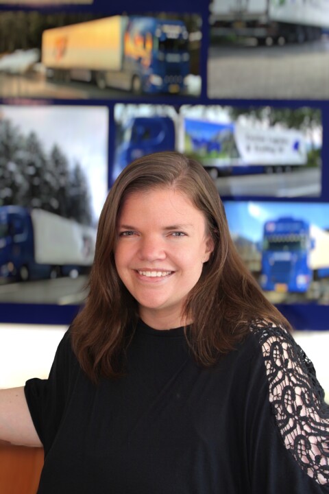 Pasfoto (Caroline Baumgartner)